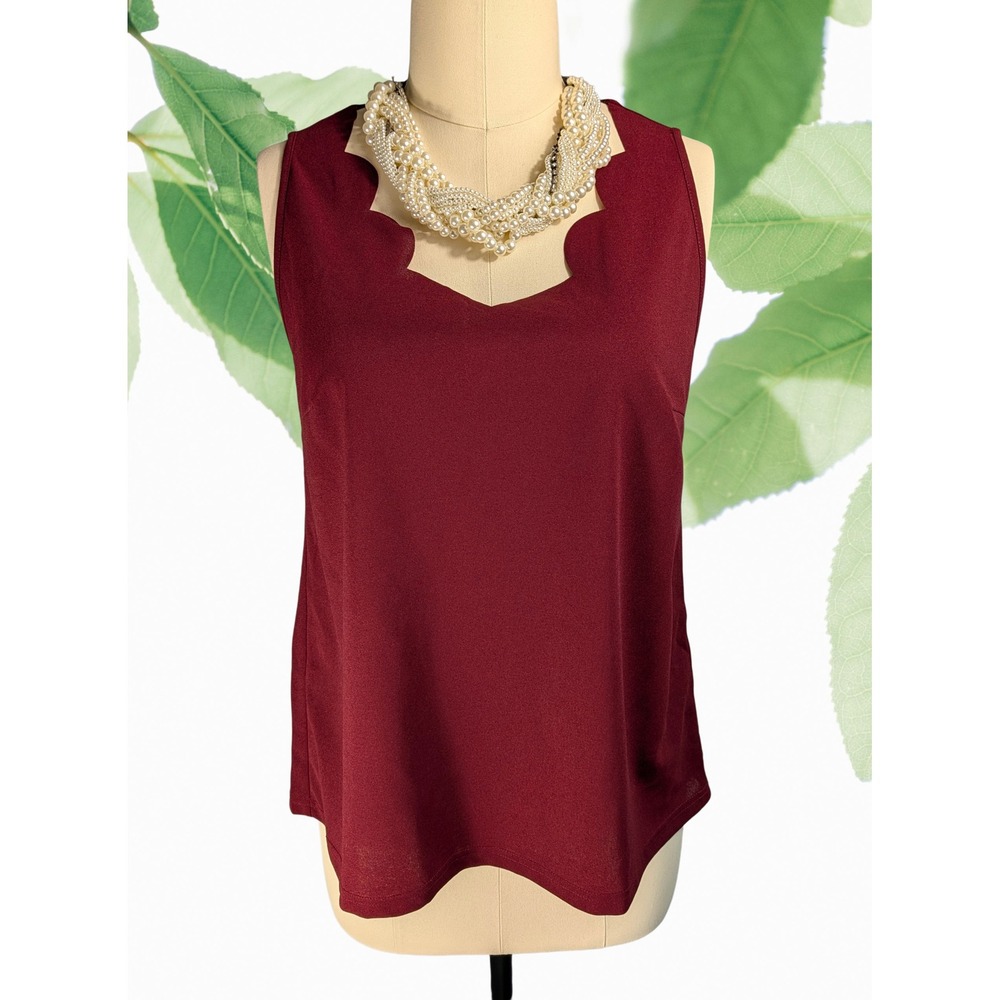 Women's sz 12-14 Burgundy Sleeveless Scallop Neck Top Blouson Fit‎ Casual Chic